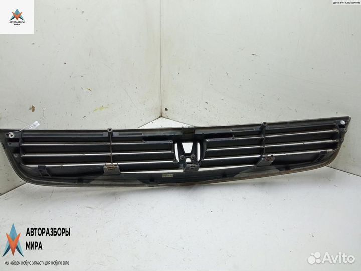 Решетка радиатора Honda Civic 6 1996