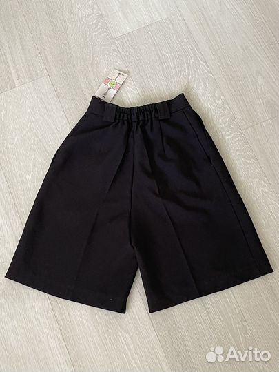 Шорты черные классические