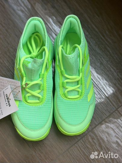 Детские кроссовки для тенниса Adidas Ubersonic 4