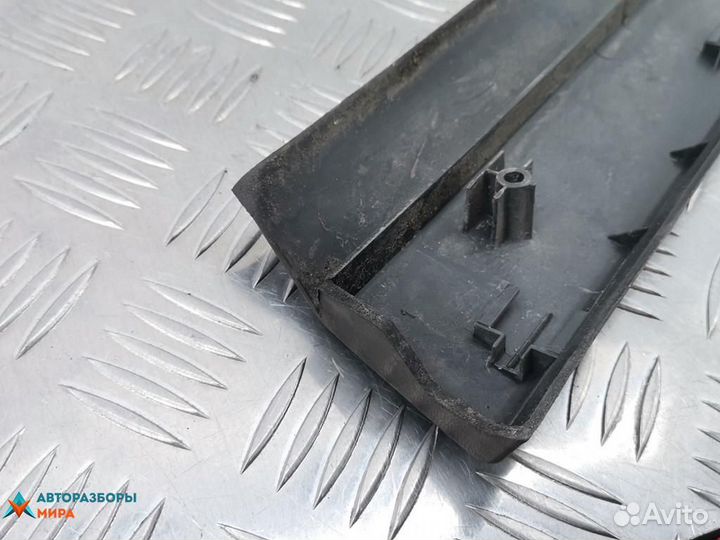 Накладка декоративная Volkswagen Passat B5 1998