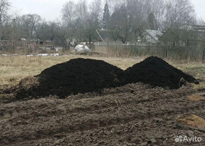 Чернозем, грунт, земля от карьера