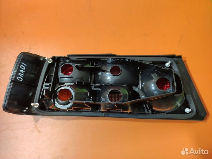 Фонарь задний правый Peugeot 405 87-96