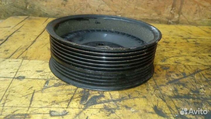 Шкив водяного насоса (помпы) Chevrolet Orlando 1.8