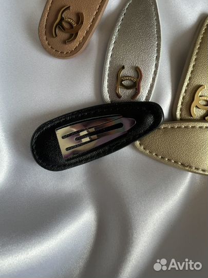 Заколка Chanel