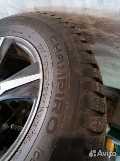 Шины на аутлендер