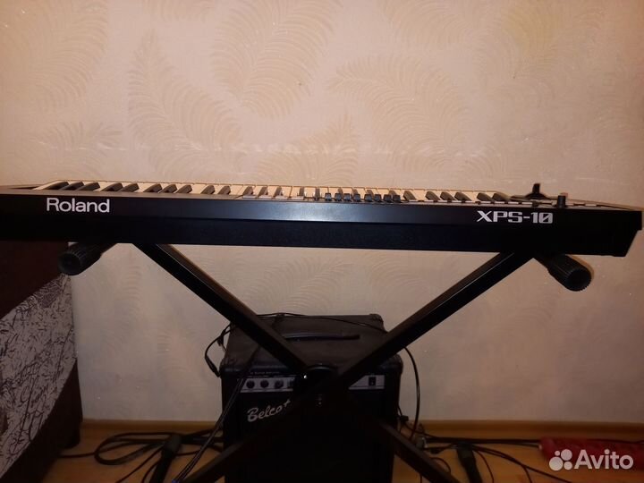 Продам синтезатор Roland xps 10