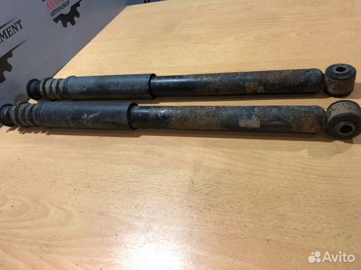 Амортизаторы задние к-кт Nissan Note E11 (2005—200