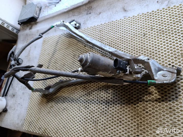 Стеклоподъемник пп Ford Focus 1