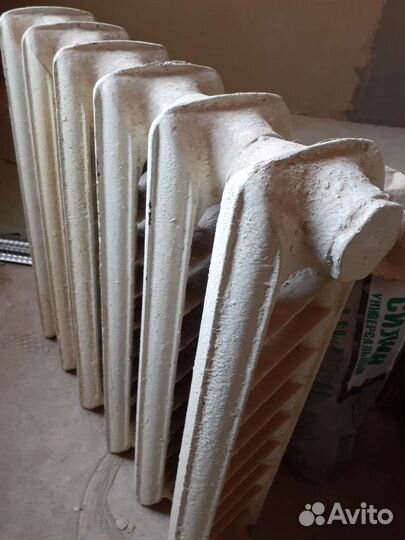 Батарея чугунная