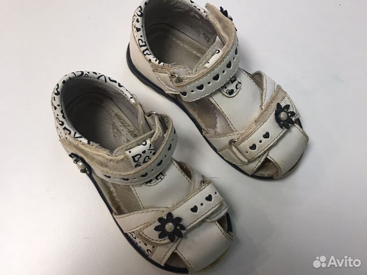 Сандалии детские 22 размер