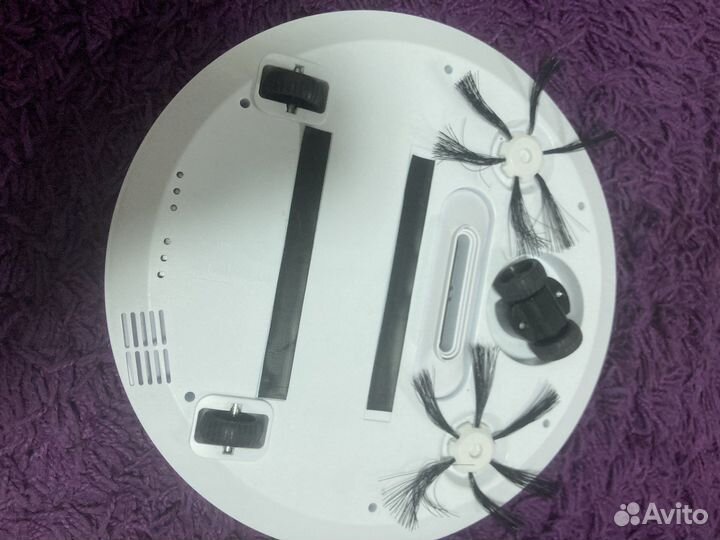 Робот пылесос