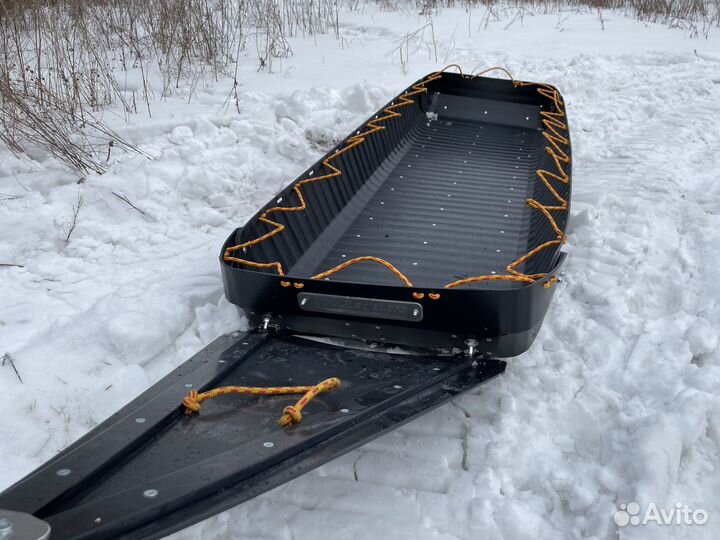 Уникальные снегоходные сани «Fuso Jet» из PE-1000