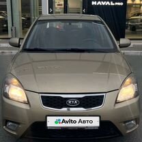 Kia Rio 1.4 AT, 2011, 119 000 км, с пробегом, цена 829 000 руб.