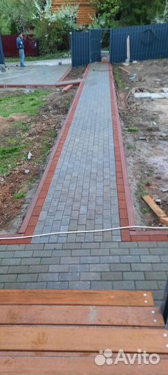 Укладка тротуарной плитки