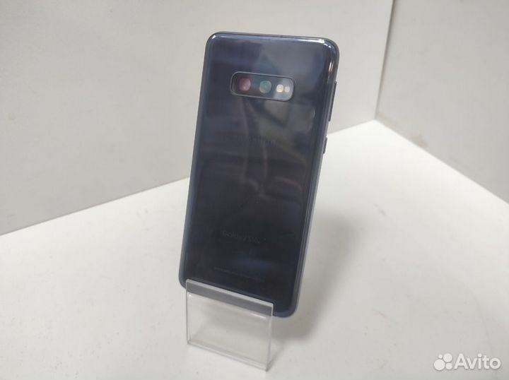 Samsung Galaxy S10e, 6/128 ГБ