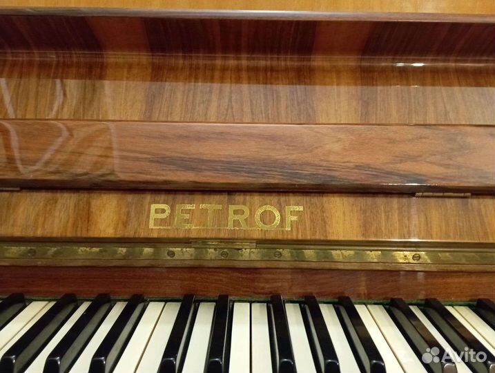 Акустическое пианино Петроф. Чехия