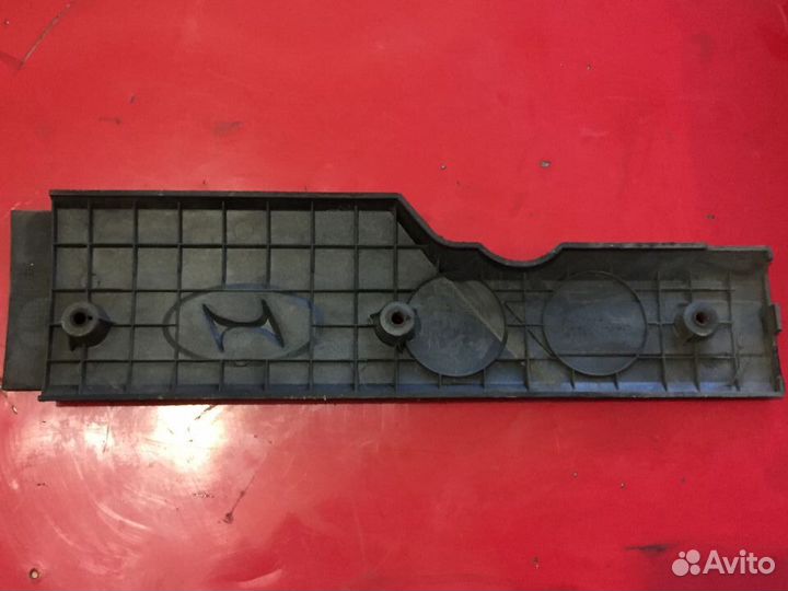 Накладка на двигатель декоративная Hyundai Matrix