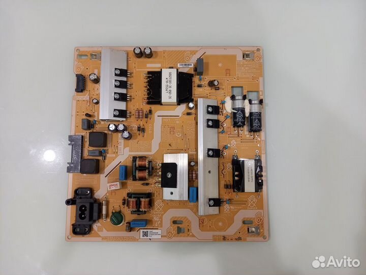 Разбор Samsung ue49nu7100