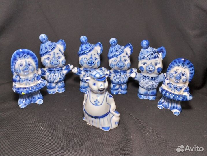 Фарфоровые статуэтки из гжели