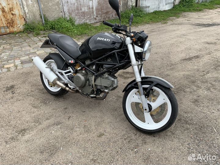 Ducati monster 600 dark