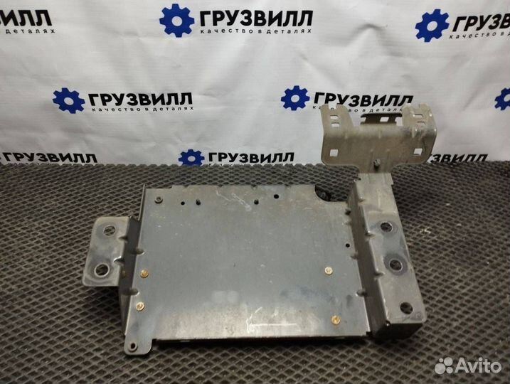 Крепление блока предохранителей Volvo FH4 22253371