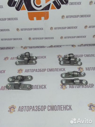 Петля двери Mercedes-Benz C-класс W203/S203/CL203