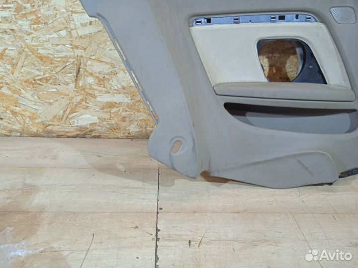 Обшивка двери задняя правая Audi A5 8T 3.2 2007