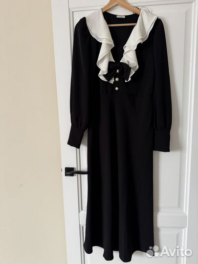 Платье новое lime L