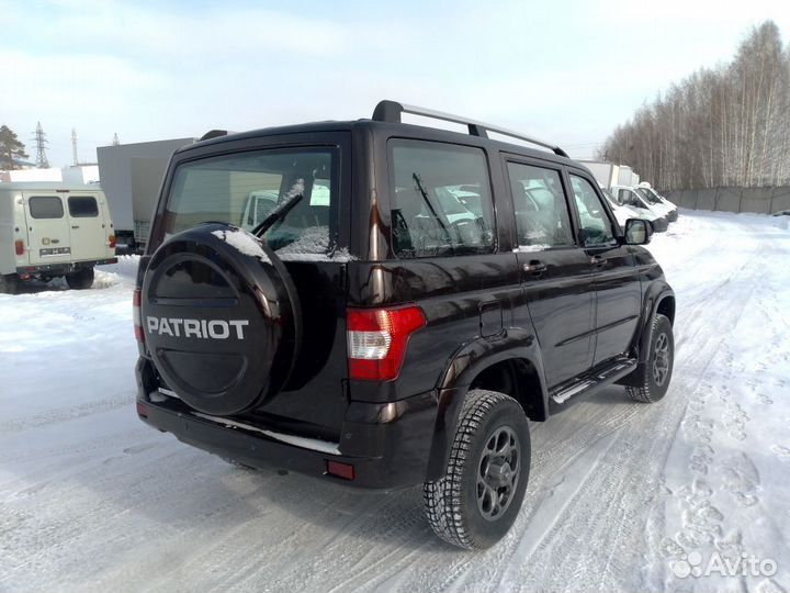 УАЗ Patriot 2.7 МТ, 2025