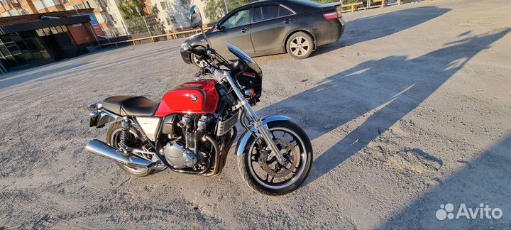 Мотоцикл Хонда CB 1100