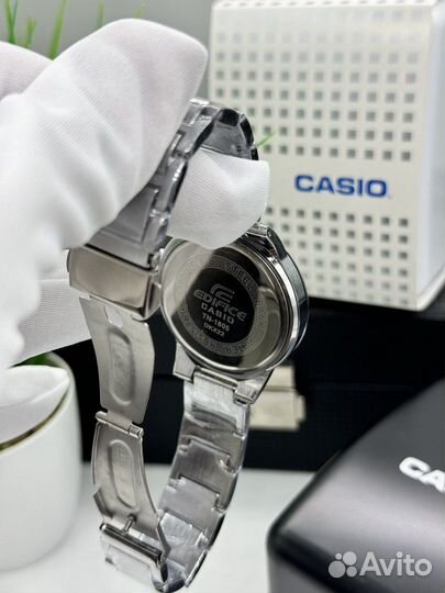 Часы Casio