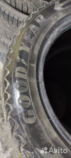 Goodyear Ultra Grip Ice Arctic 2 205/55 R16