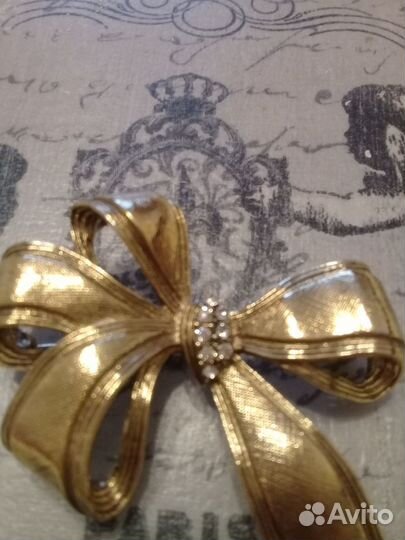 Брошь винтажная Monet бантик США