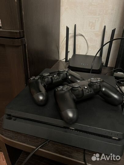 Sony playstation 4 slim 1tb 2 геймпада