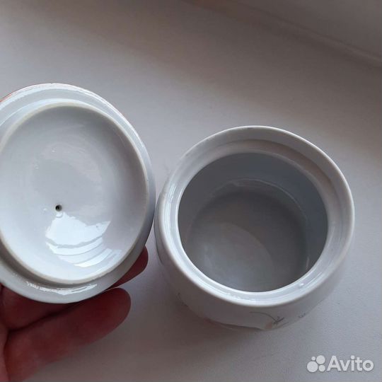 Емкость для соли фарфор