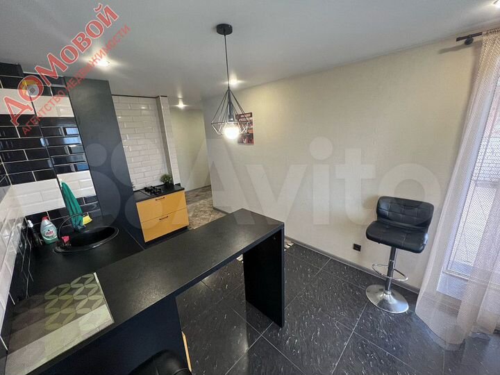 2-к. квартира, 67 м², 10/10 эт.