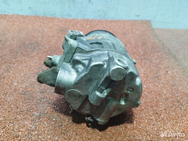 Компрессор кондиционера Jaguar Xf X250 SV82G