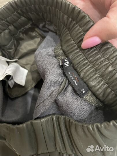 Кожаные шорты 42