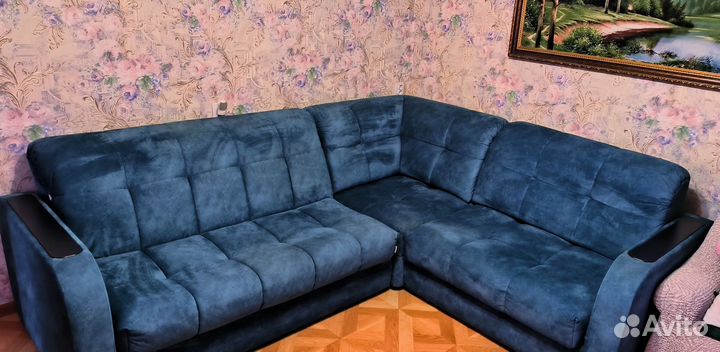 Большой угловой диван раскладной бу