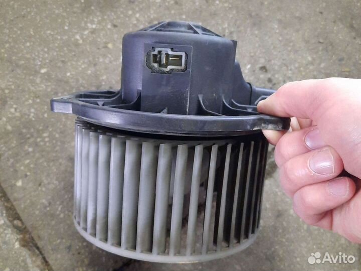 Моторчик отопителя Хендай Гетц