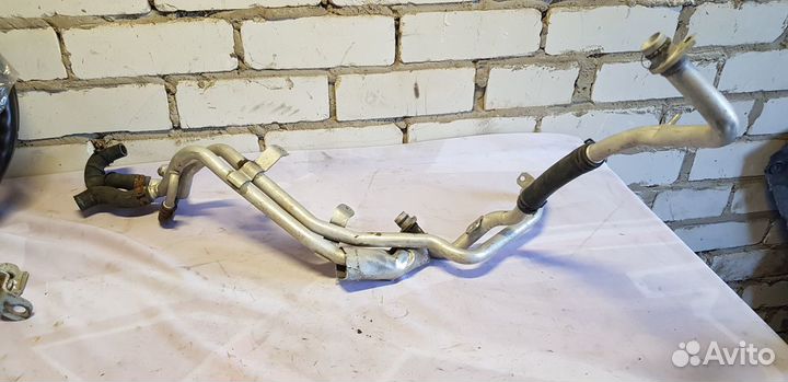 Audi A8 D4 Трубка системы охлаждения 6.3 W12