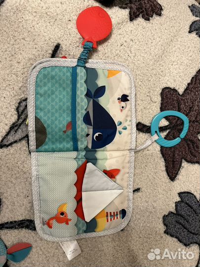 Tiny love книжка