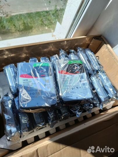 Жёсткий диск iron wolf 14-16TB