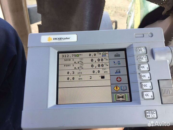 Dickey-john дисплей