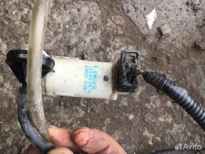 Моторчик насос бачка омывателя Nissan Note