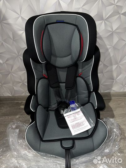 Новое автокресло 9-36 кг