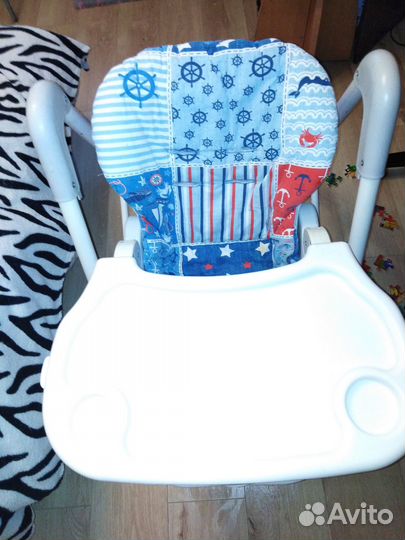 Стульчик для кормления
