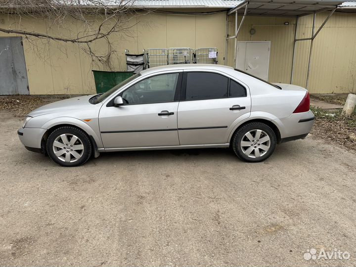 Ford Mondeo 1.8 МТ, 2003, 273 000 км