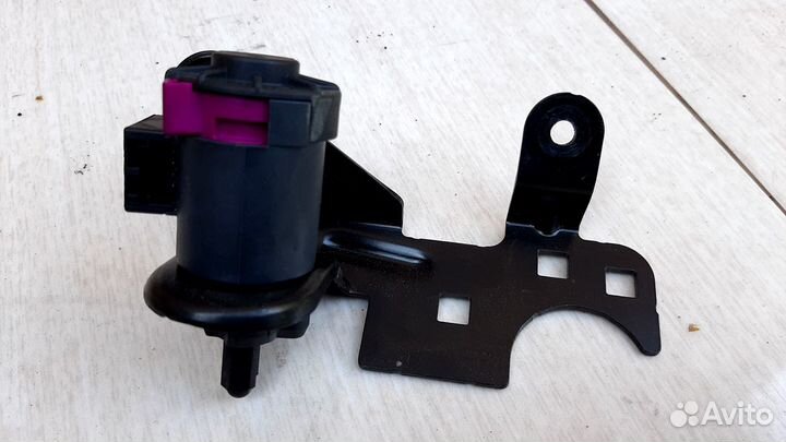 Датчик включения стоп сигнала Audi