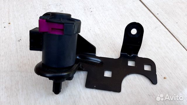 Датчик включения стоп сигнала Audi